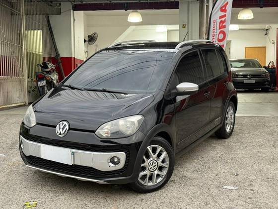 VOLKSWAGEN CROSS UP 1.0 MPI 12V FLEX 4P MANUAL